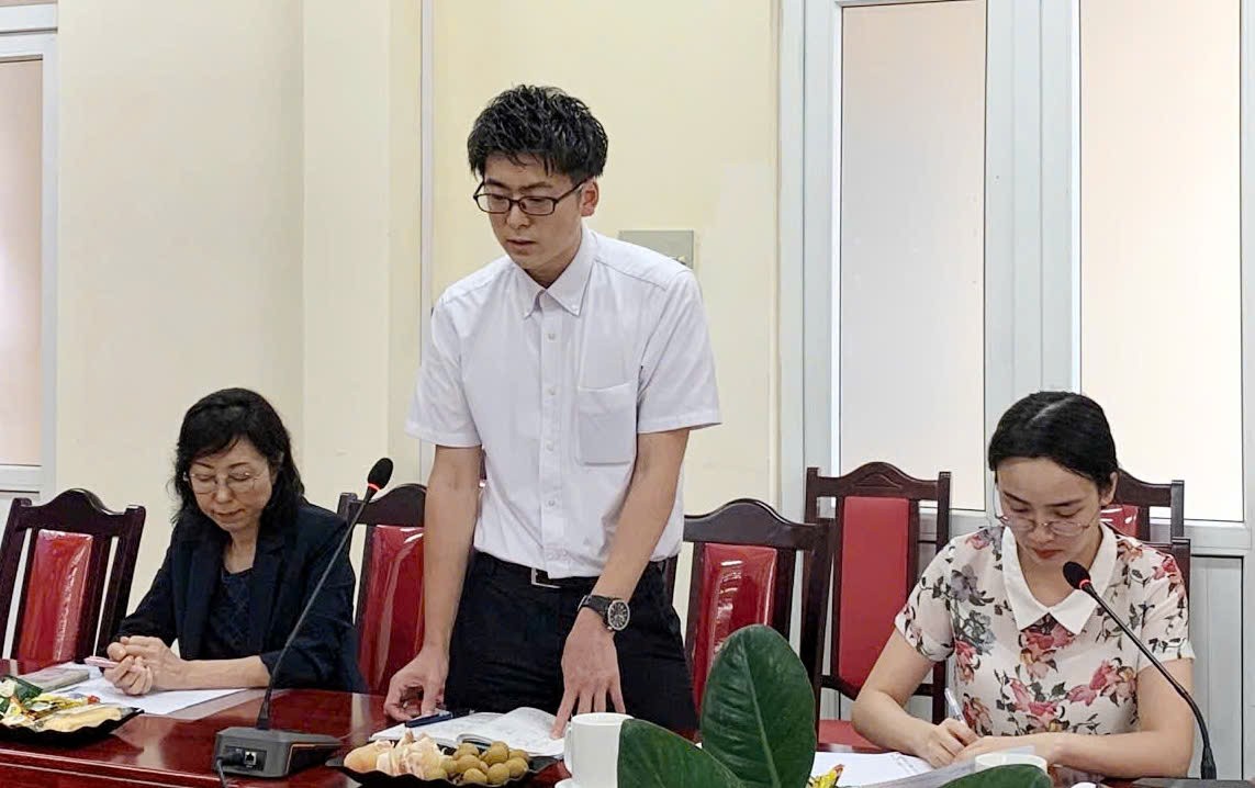 Ông Sato Kota, Điều phối viên chương trình phái cử tình nguyện viên JICA phát biểu tại chương trình. z6617768021563-f857a3bf262784addc6d68163899da15.jpg