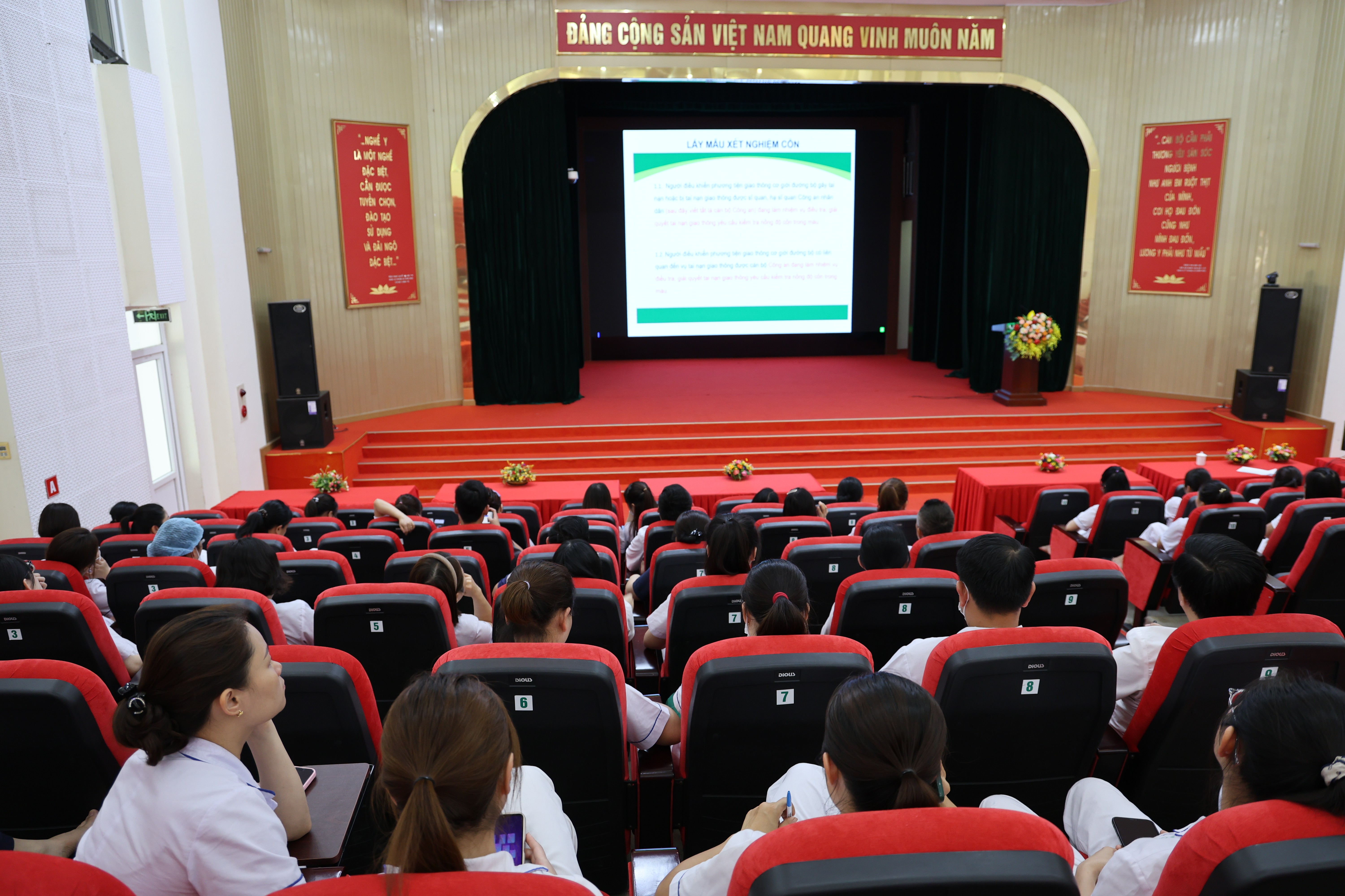 Quang cảnh lớp tập huấn. 060a4037.jpg