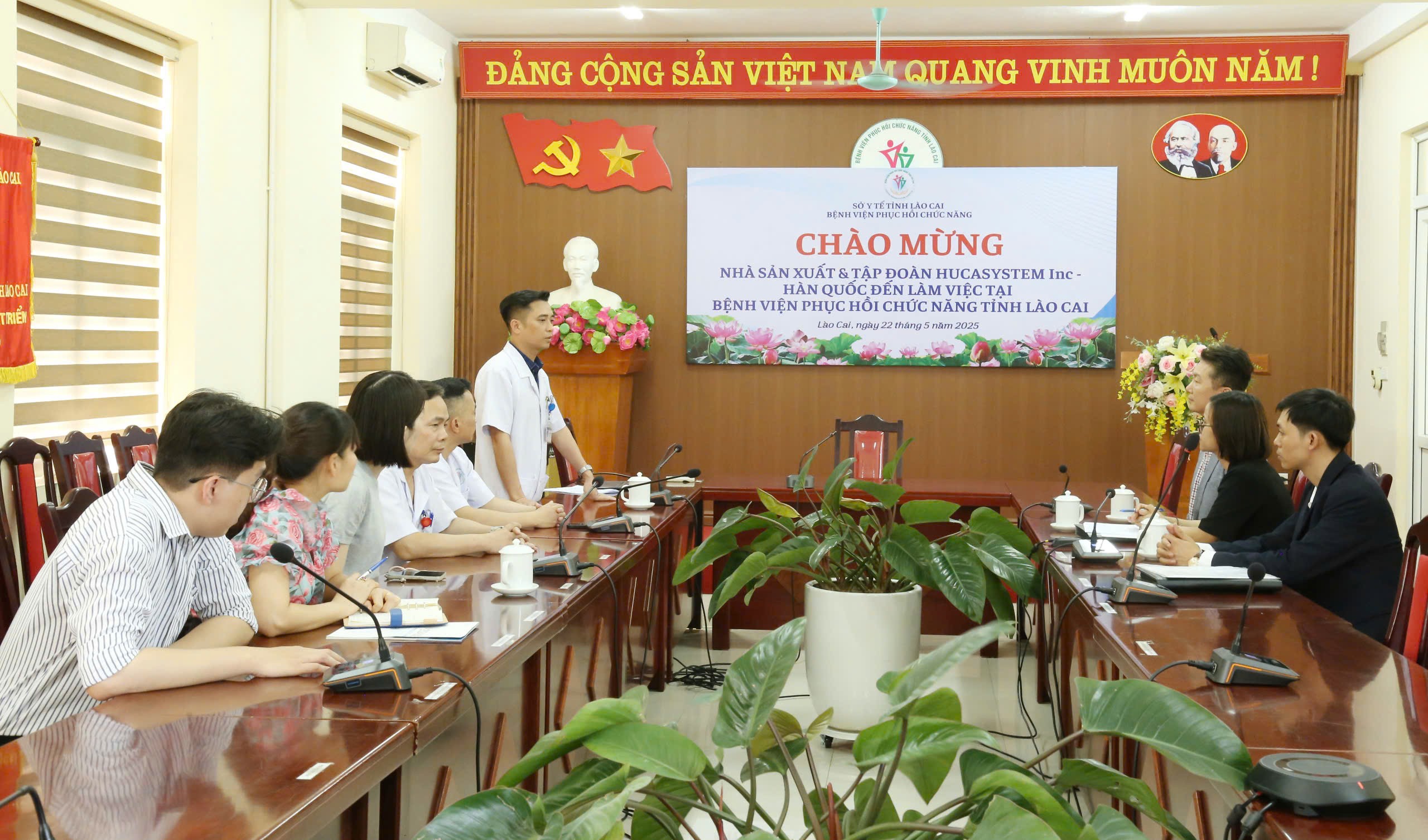 ឈុតការងារ។ z6628144842251-cb4a6520740ee9a360b79115b7fd513b.jpg