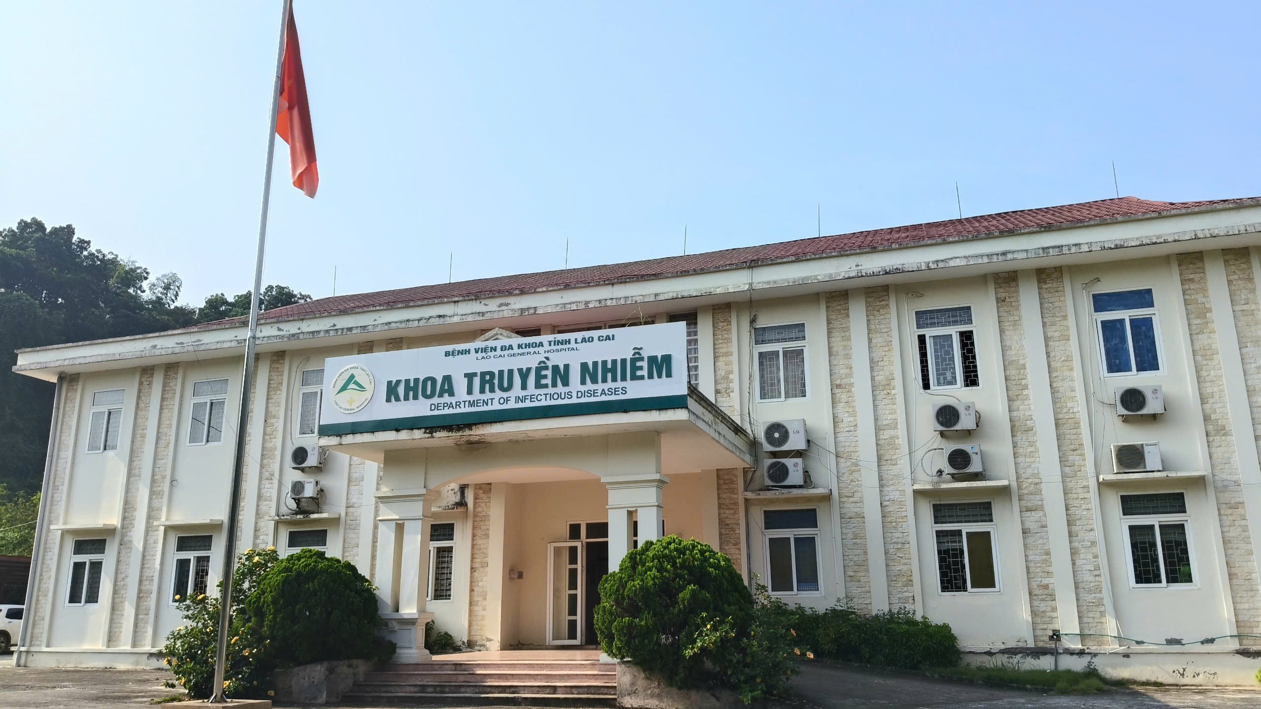 Các bệnh viện chuẩn bị cơ sở vật chất, khu vực cách ly sẵn sàng cho công tác điều trị. z5872925462397-c5322e3553645f72b00bd90c466bb181-3947.jpg