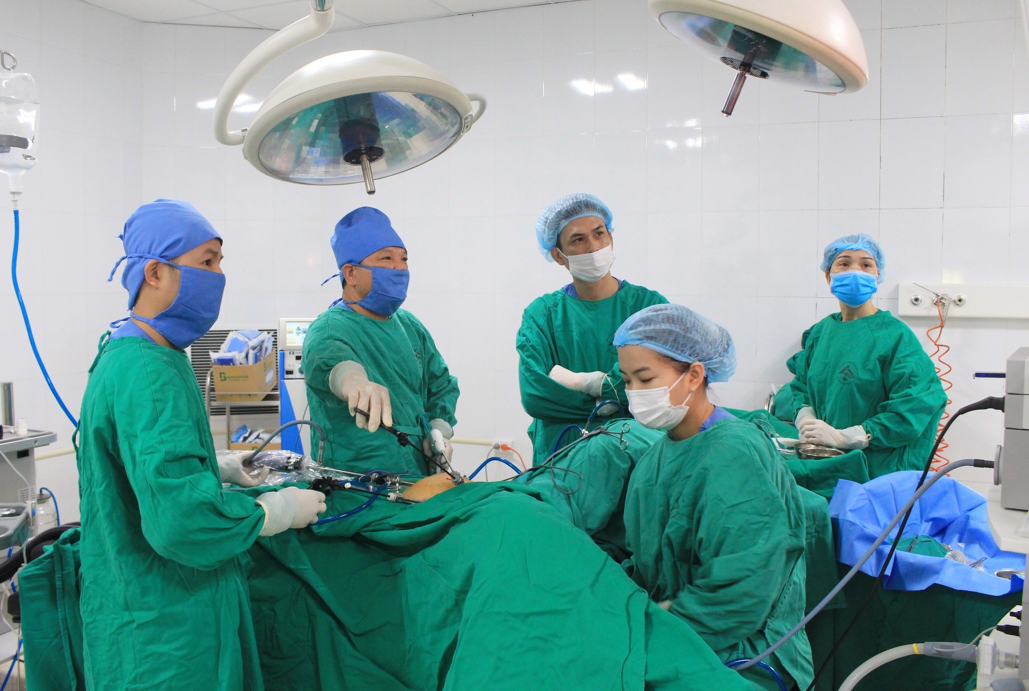 Bệnh viện Đa khoa số 2 tỉnh Lào Cai có đội ngũ y, bác sĩ giàu kinh nghiệm chuyên môn. 522798324-1308206881310209-7519953748265592687-n.jpg