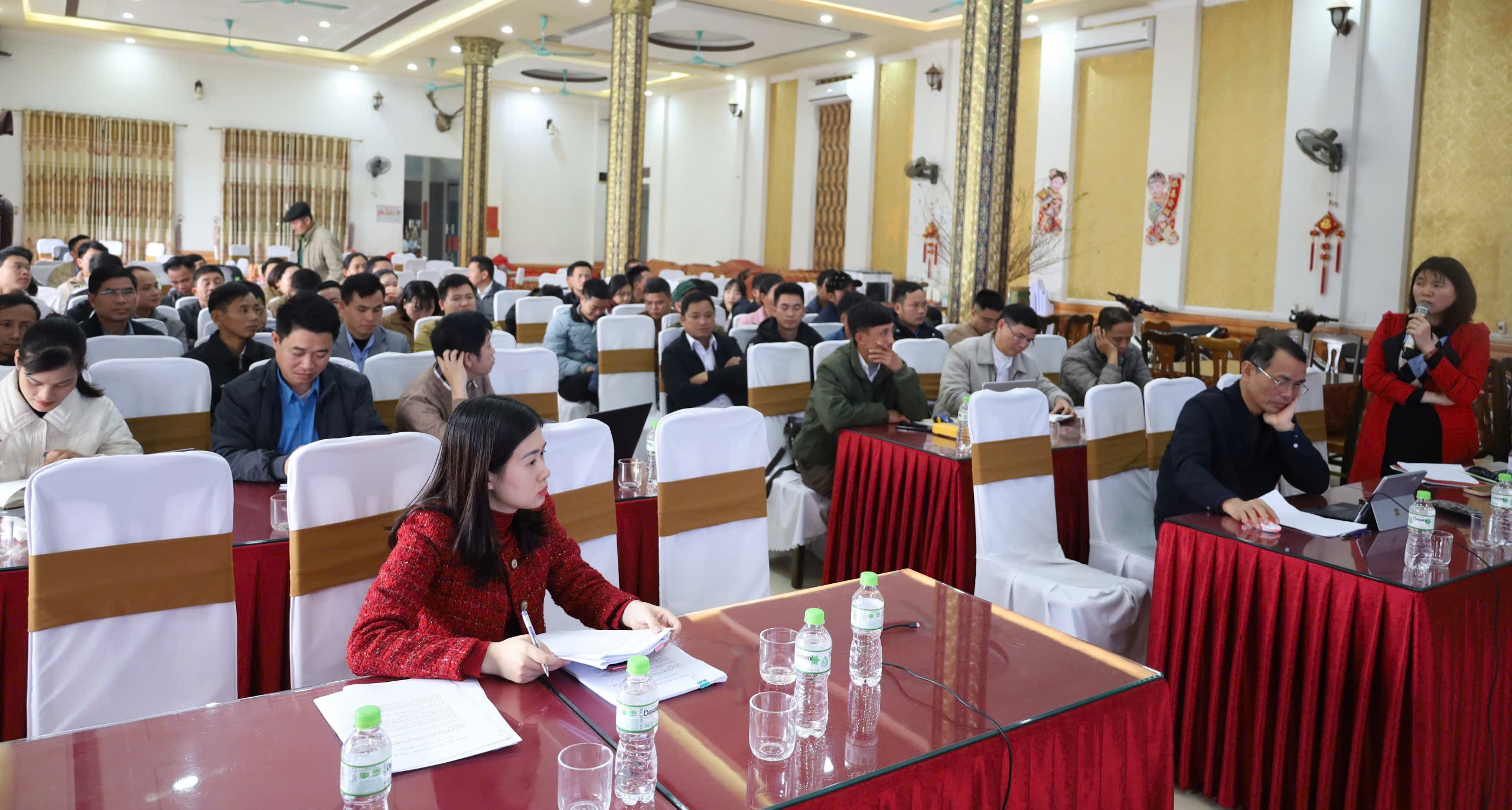 Đại biểu dự hội nghị. z6195493967736-a12bcf809a2cd481e4a10c39ed74a37d.jpg