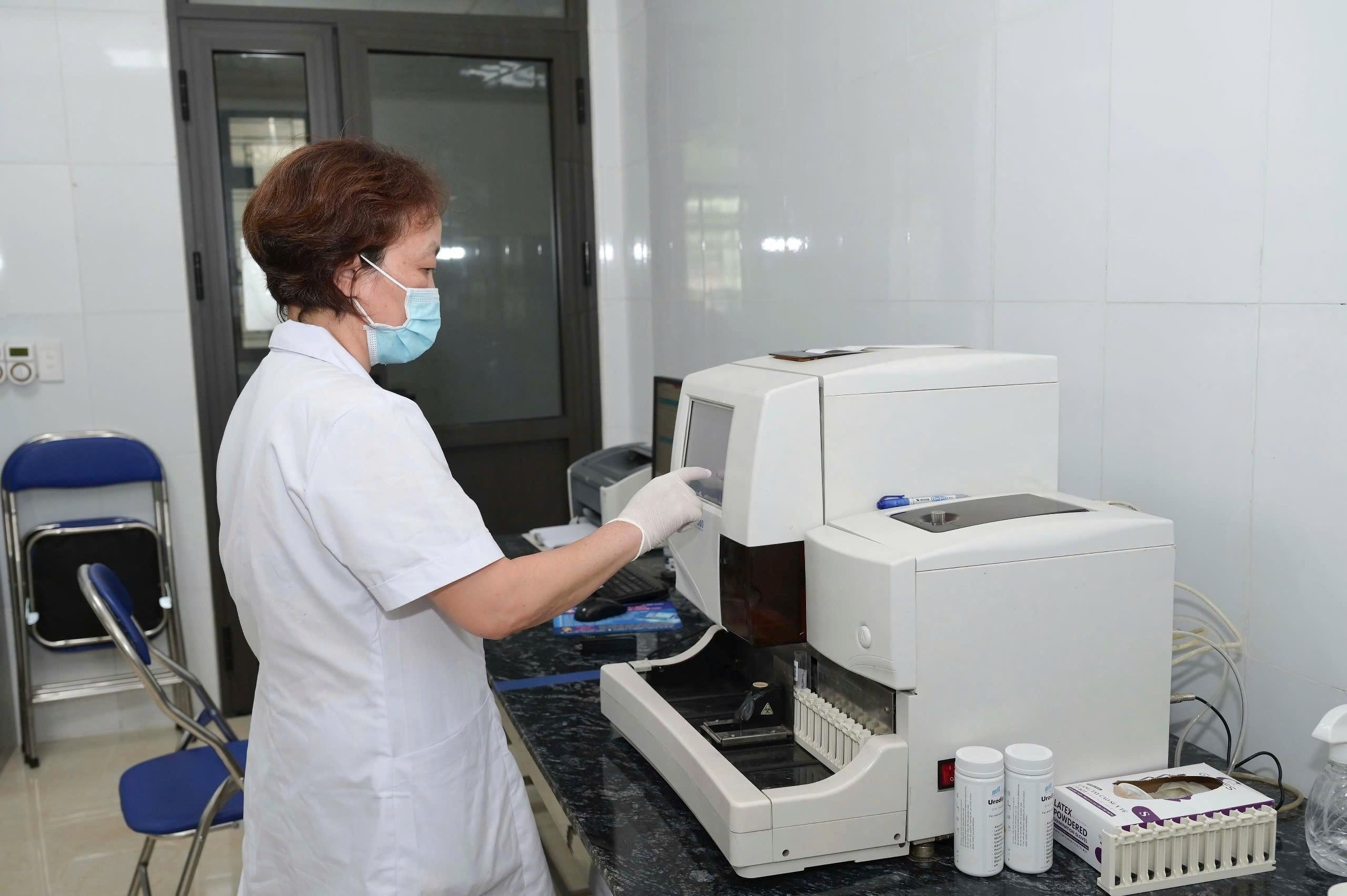 Kết quả xét nghiệm có ý nghĩa quan trọng trong chẩn đoán, điều trị bệnh. z6771100419238-9b16a271b0fce97dc803ec95d9580926.jpg