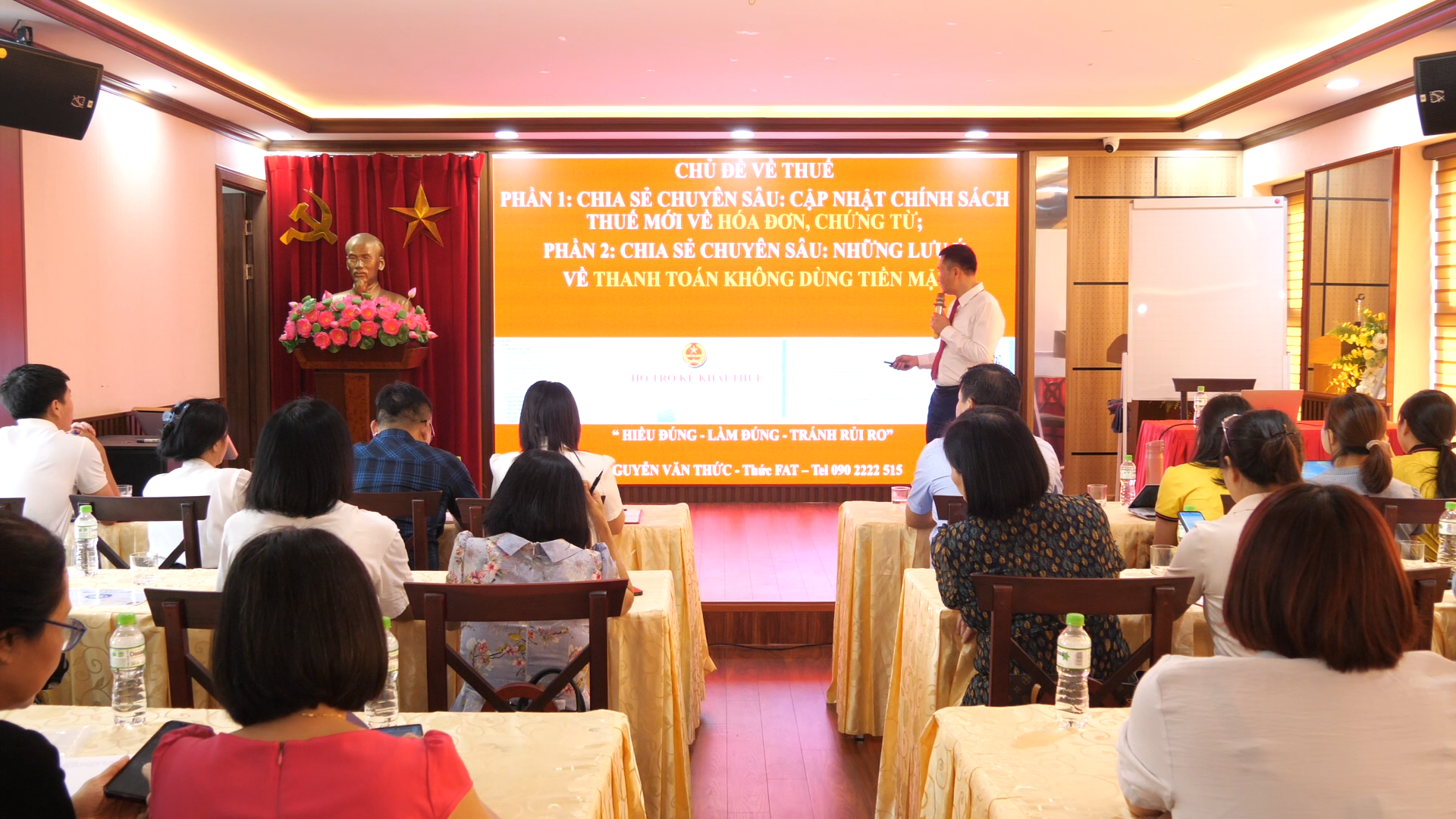 Quang cảnh hội thảo. tap-huan-thue00-03-10-09still001.png
