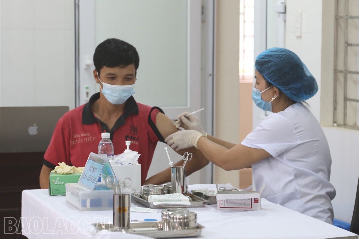 Chuẩn bị sẵn sàng thuốc, vắc xin đáp ứng yêu cầu phòng, chống dịch. img-5061-7051.jpg