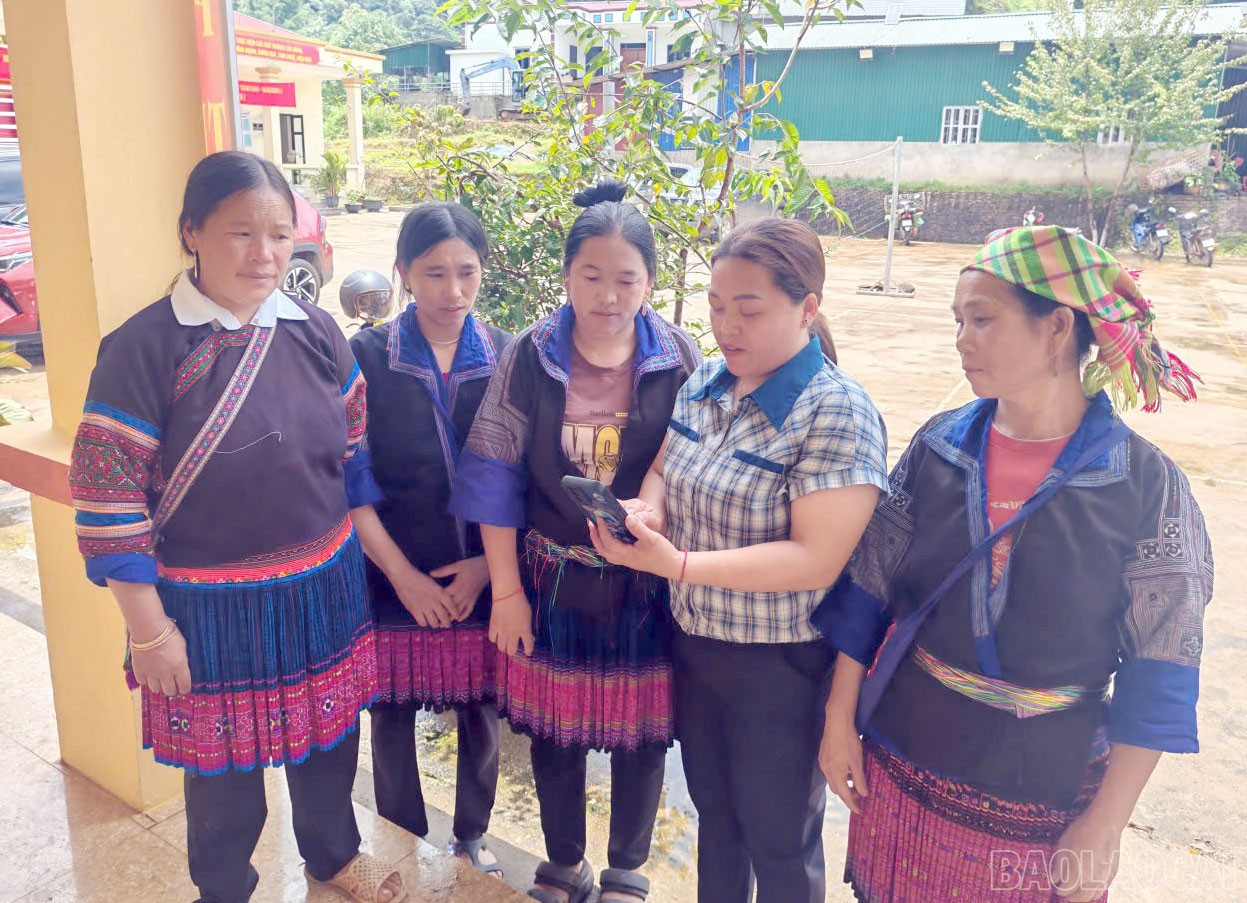 Tuyên truyền thay đổi "nếp nghĩ, cách làm" để thúc đẩy bình đẳng giới cho hội viên phụ nữ xã Lao Chải. baolaocai-br_lao-chai-phong.jpg