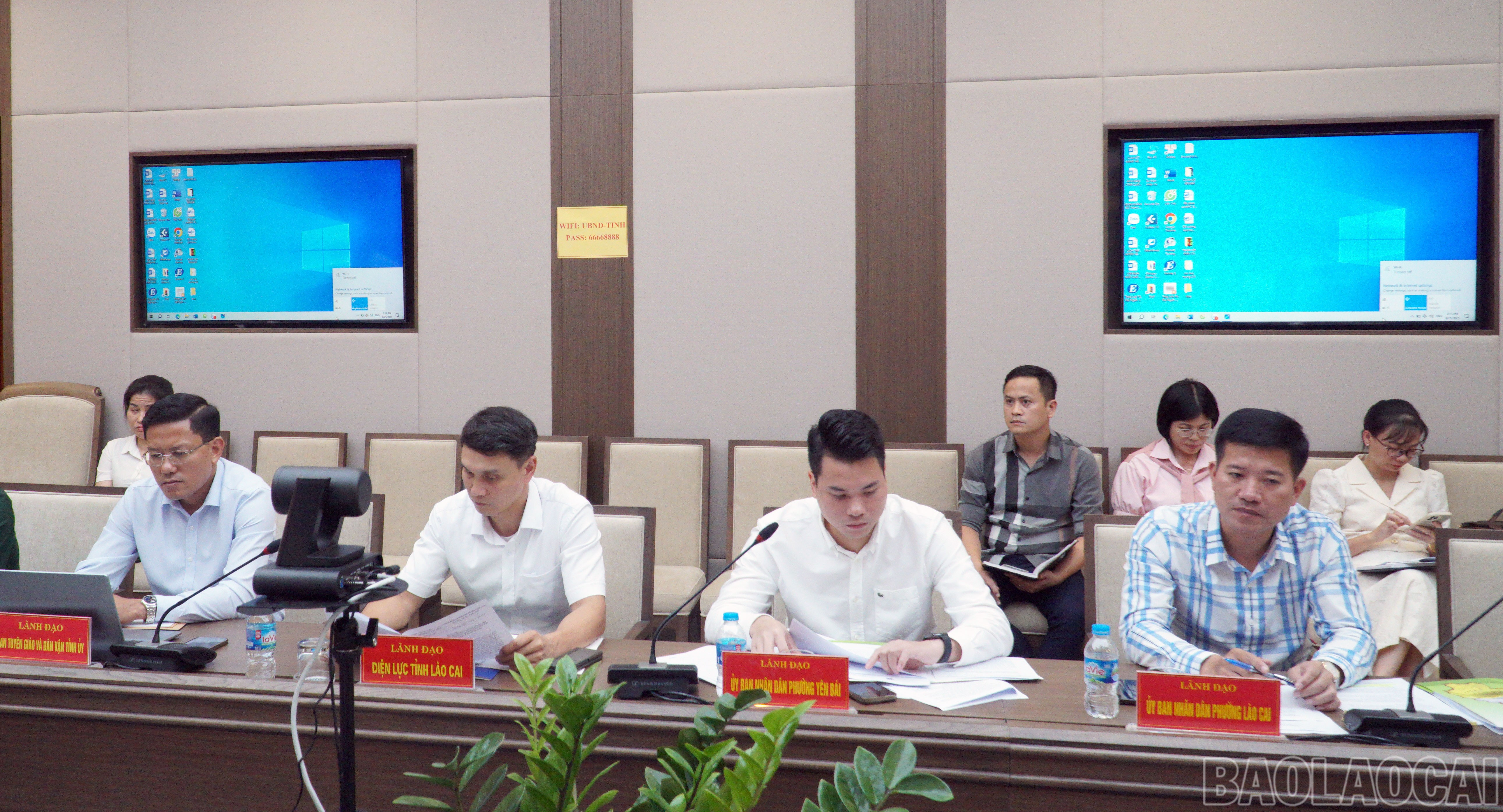 Các đại biểu dự họp. baolaocai-br_258-anh-5.jpg