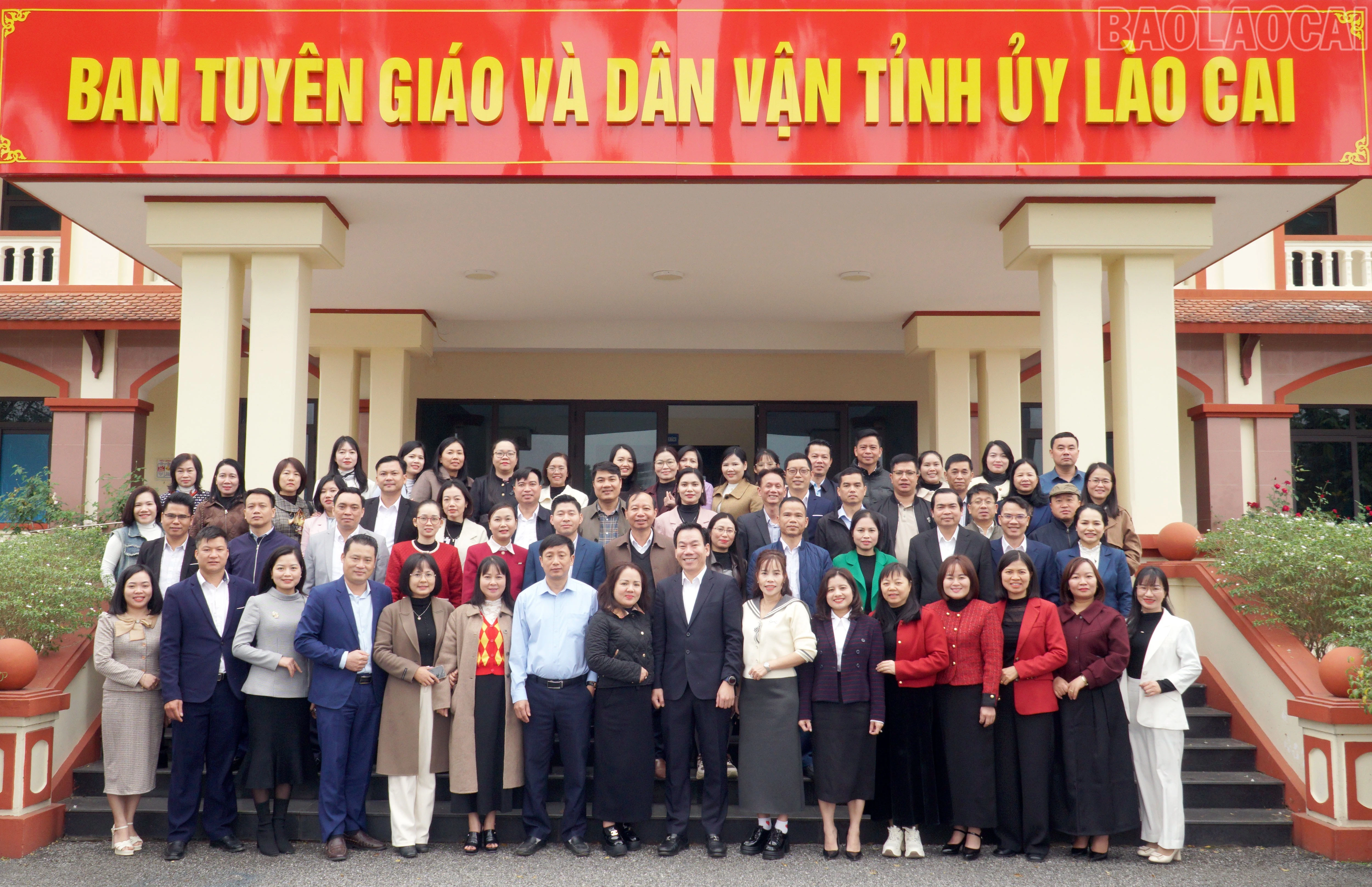 baolaocai-tr_btg-2.jpg