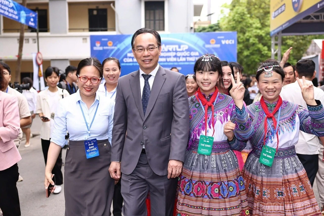 baolaocai-br_z7786792673409-c996994fbd4b95f5358a3e626d846aae.jpg