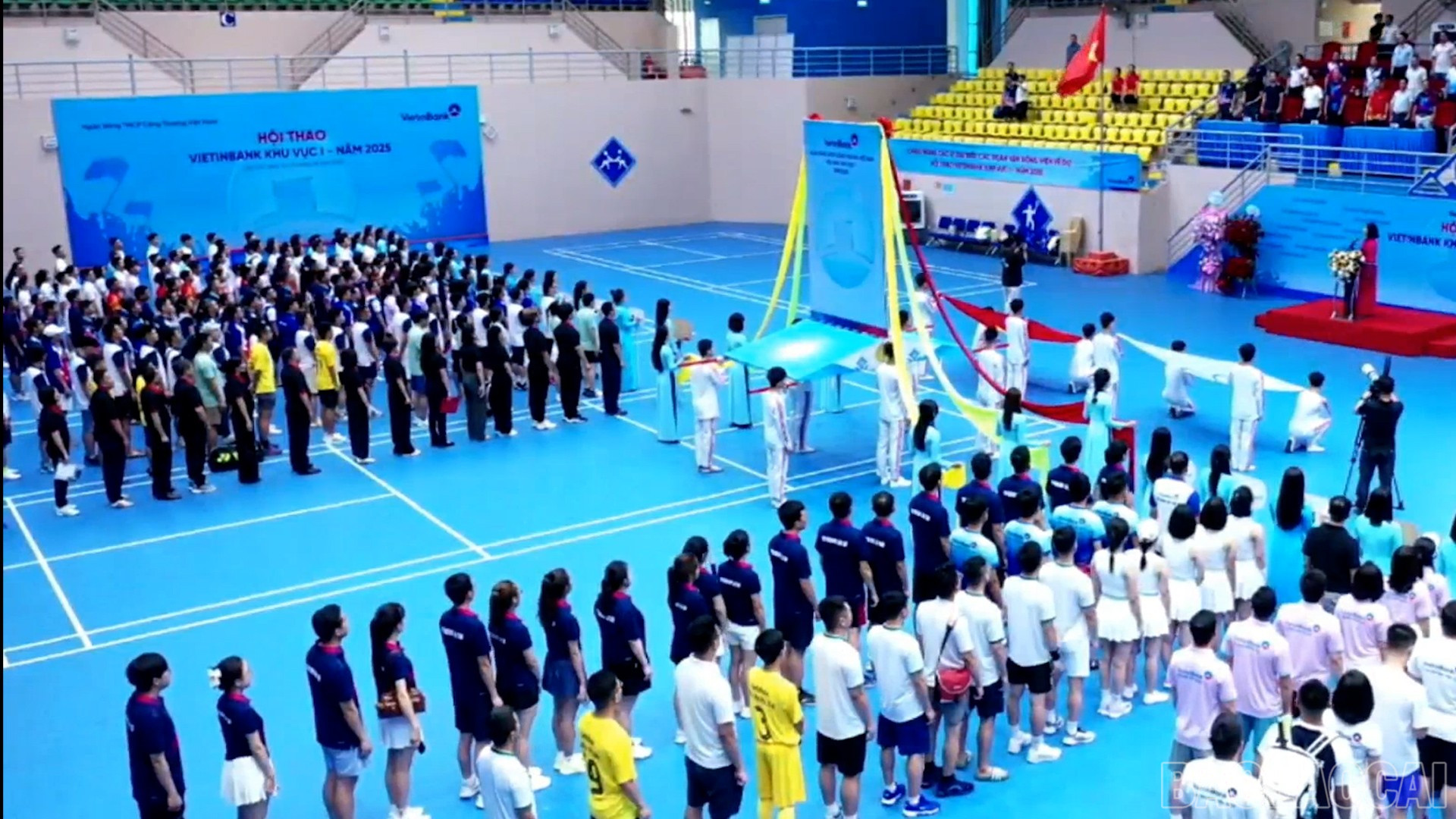 Quang cảnh Lễ khai mạc Hội thao baolaocai-br_title-0100-04-38-15still248.jpg