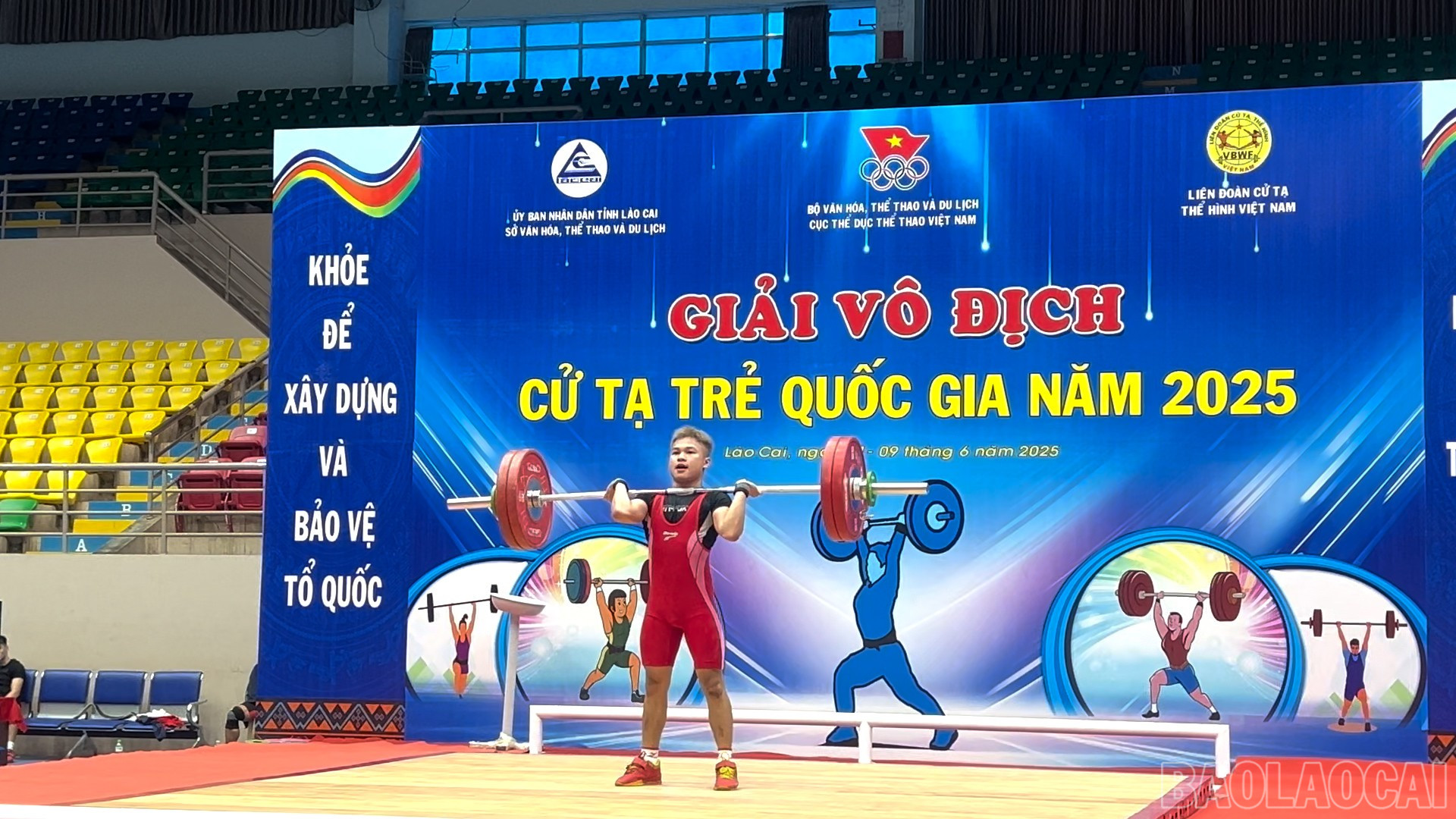 Vận động viên Bùi Minh Đạo (Bắc Ninh) tranh tài ở hạng cân 55 kg nam. baolaocai-br_490-753100-08-08-23still051.jpg