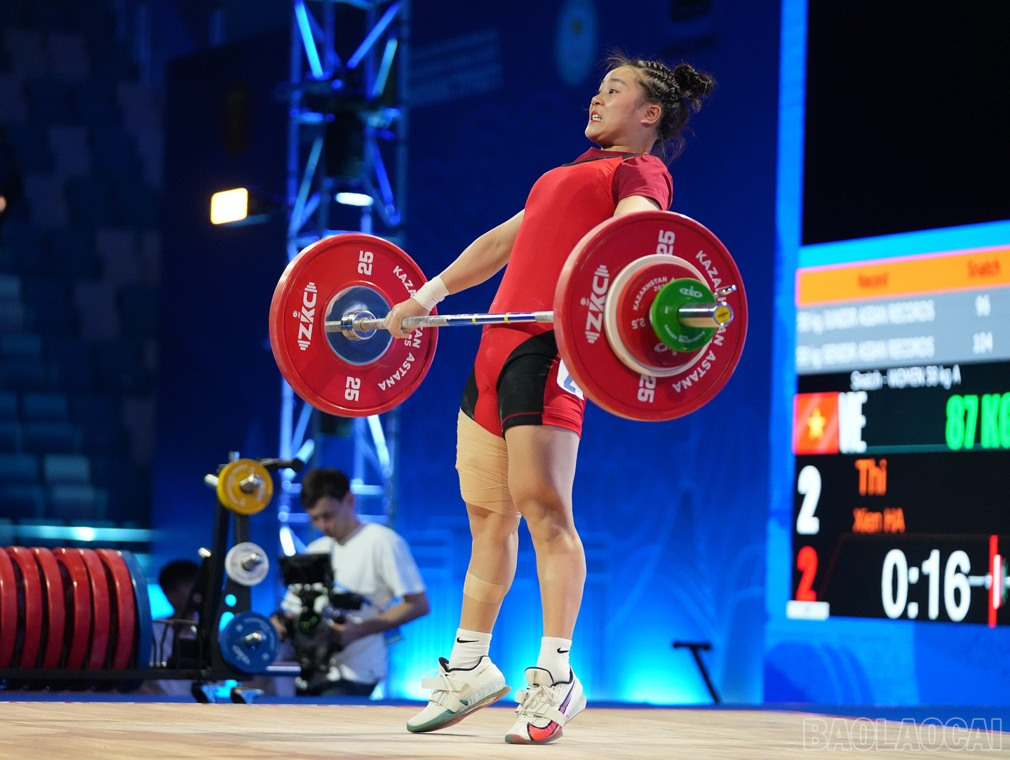 Vận động viên Hà Thị Xiến tranh tài ở hạng cân 58 kg. baolaocai-br_504567063-18063523079466531-3938229077945069298-n.jpg