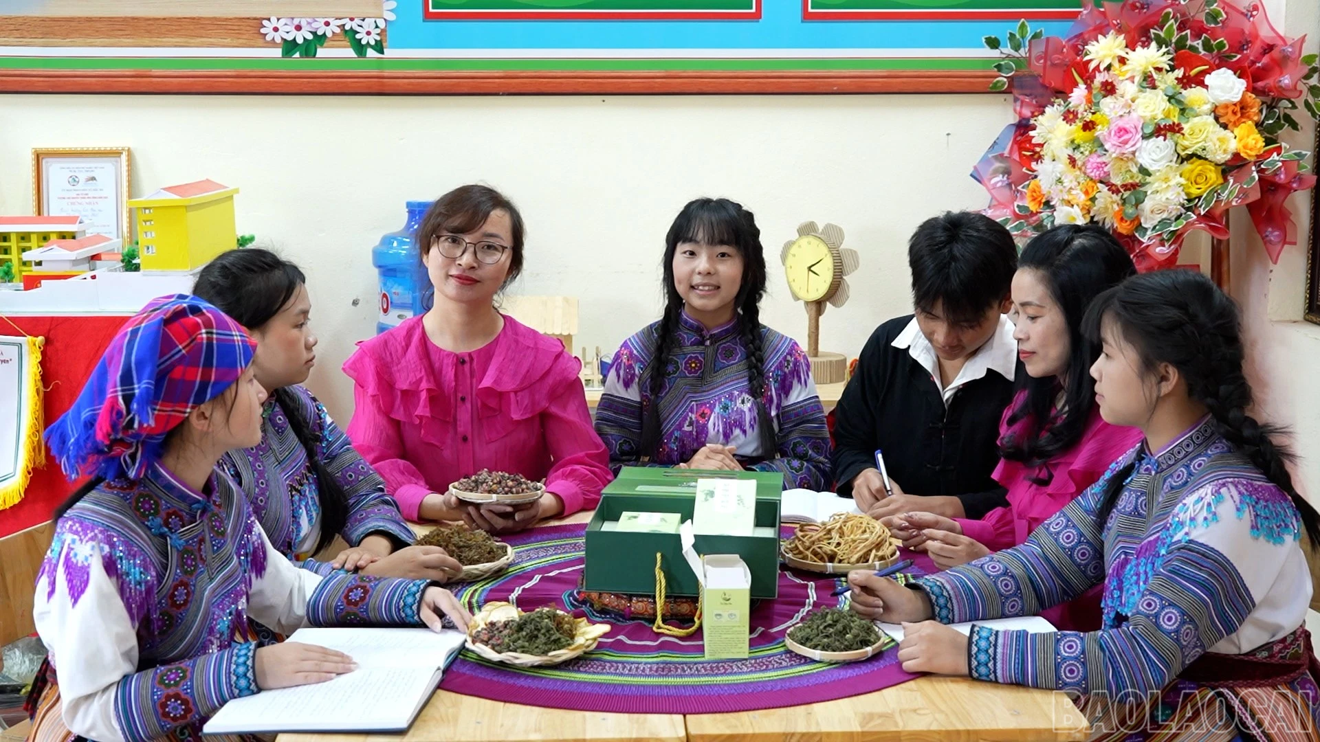 baolaocai-br_451-078101-42-27-00still305.jpg