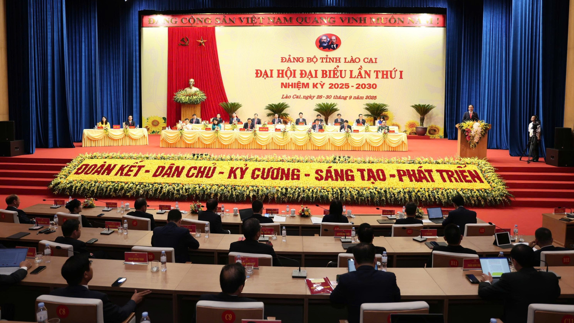 Đại hội của niềm tin và khát vọng vươn mình