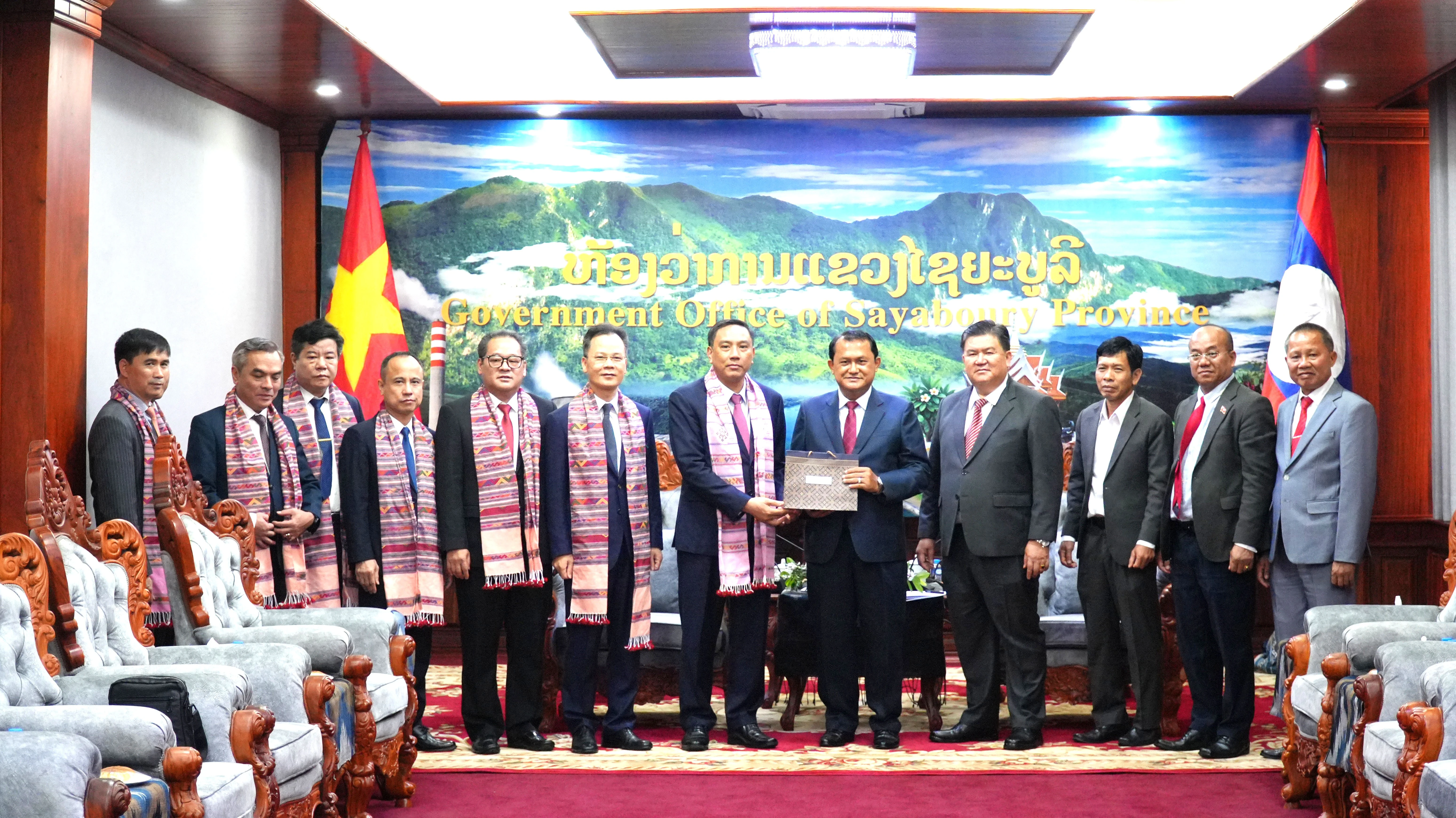 lao7.jpg