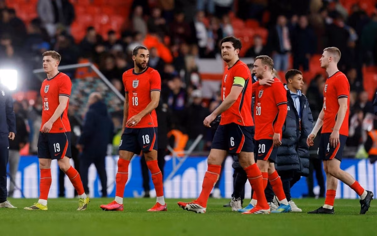 Dàn sao của ĐT Anh gây thất vọng khi bị cầm hòa ngay trên sân nhà.