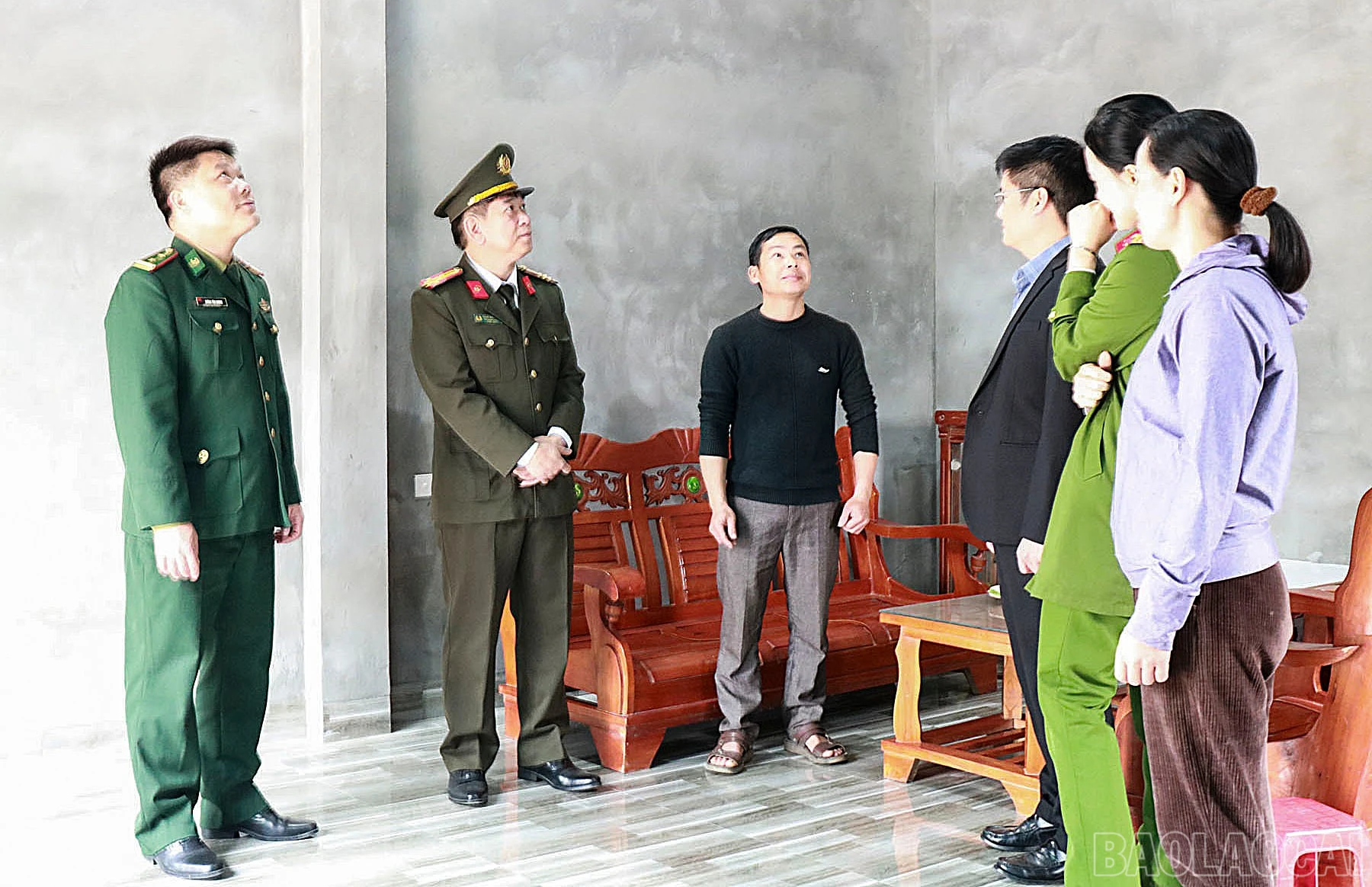 baolaocai-br_traoqua1-3.jpg