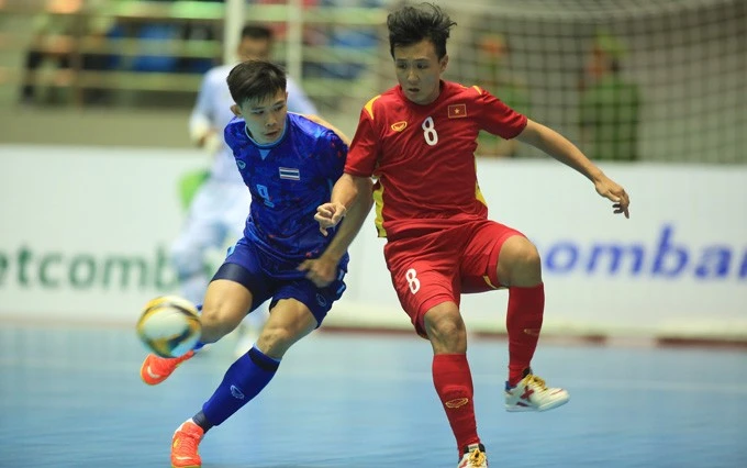 Chấn thương khiến pivo này lỡ hẹn với nhiều giải đấu và có thể anh sẽ treo giày trong thời gian tới đây.