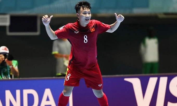 Minh Trí lập cú hat-trick đầu tiên cho futsal Việt Nam tại đấu trường World Cup.