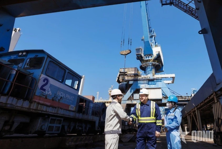 Những chuyến hàng xuất bến của Công ty Cổ phần Tập đoàn Hòa Phát.