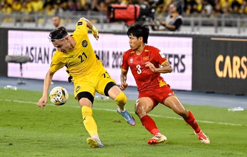 ĐT Việt Nam chuẩn bị kỹ lưỡng cho trận tái đấu với Malaysia vào tháng 3.