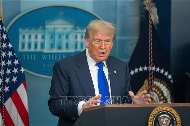Tổng thống Mỹ Donald Trump phát biểu tại Nhà Trắng.