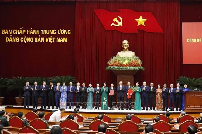 Tổng Bí thư, Chủ tịch nước Tô Lâm trao Quyết định chỉ định tham gia Ban Chấp hành, Ban Thường vụ, Bí thư, Phó Bí thư Đảng uỷ các cơ quan Đảng Trung ương nhiệm kỳ 2025 - 2030.