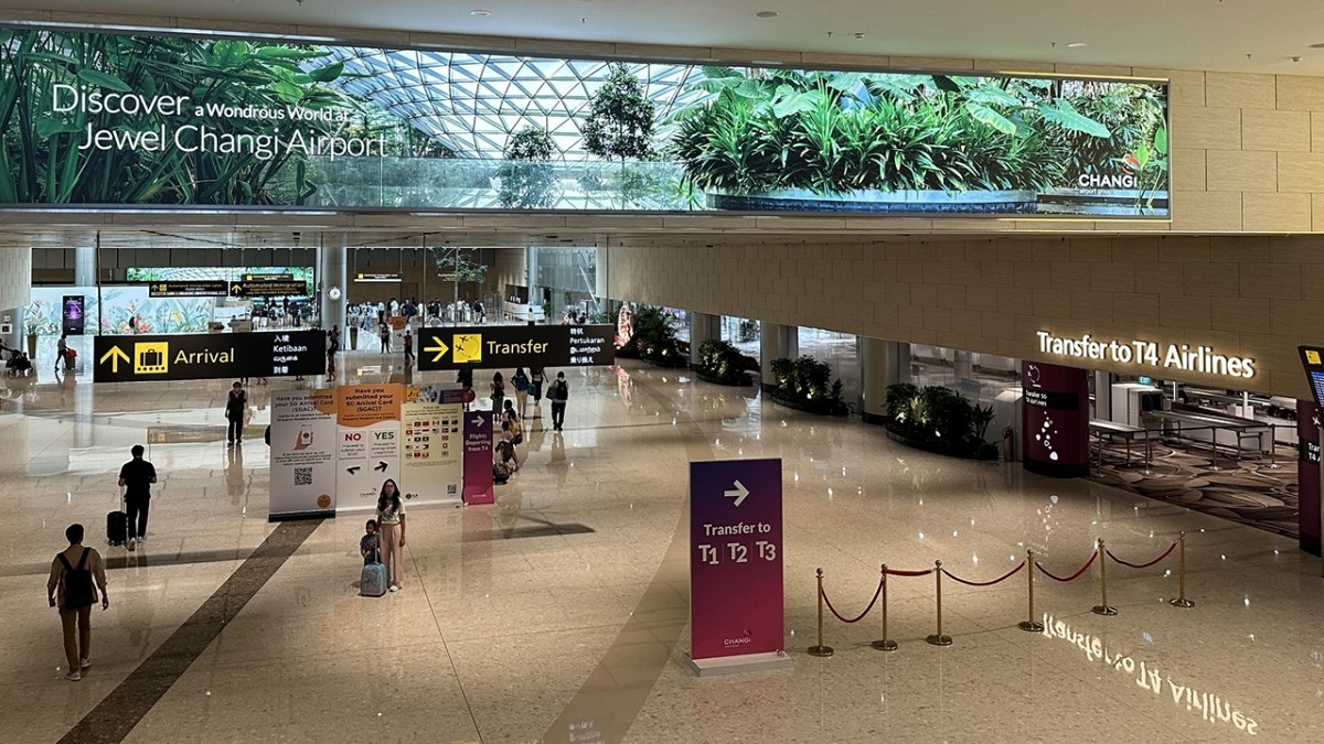 Sân bay Changi, Singapore.