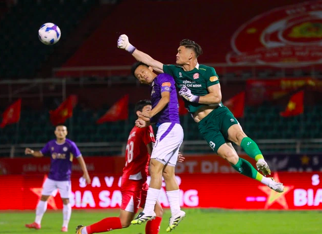 Thủ môn Lê Giang Patrik là gương mặt nhiều khả năng sẽ có lần đầu được gọi lên đội tuyển Việt Nam trong thời gian tới.