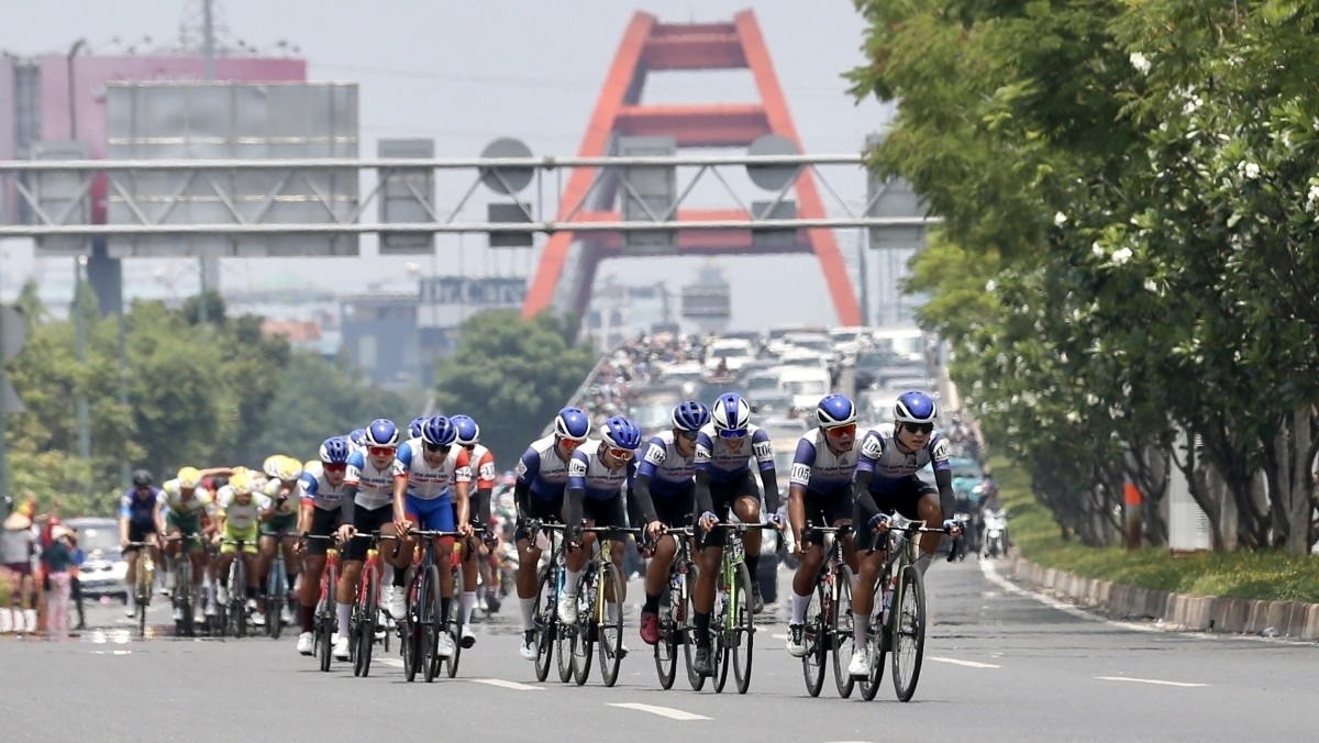 Các vận động viên sẽ trải qua 25 chặng đua với 2.745 km.