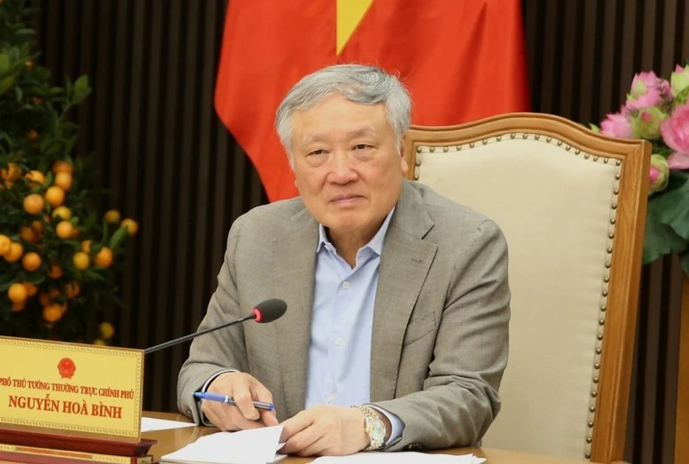 Phó Thủ tướng Thường trực Chính phủ Nguyễn Hòa Bình ghi nhận, biểu dương và đánh giá cao Bộ Tài chính, các bộ, ngành chức năng và 2 thành phố trong thời gian rất ngắn đã hoàn thành một khối lượng công việc tương đối lớn.