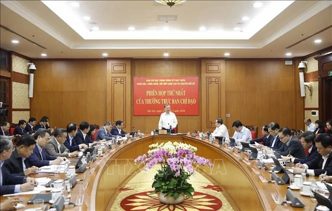 Tổng Bí thư Tô Lâm phát biểu kết luận tại phiên họp.