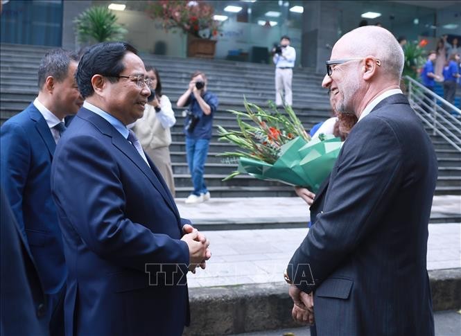 Thủ tướng Phạm Minh Chính đến thăm Viện Hàn lâm Khoa học và Công nghệ Việt Nam.