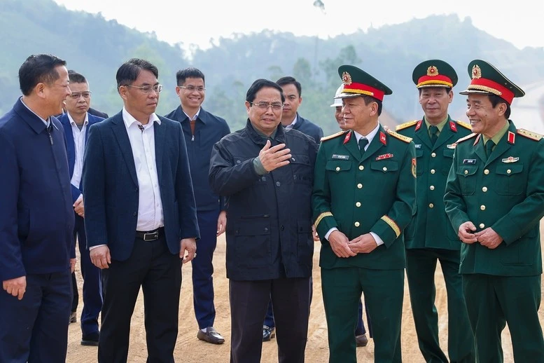 Tuyến kết nối cửa khẩu Tân Thanh và cửa khẩu Cốc Nam (kết nối cao tốc Hữu Nghị - Chi Lăng với cao tốc Đồng Đăng-Trà Lĩnh) dài 17 km, quy mô 2 làn xe (nền đường rộng 14,5 m).