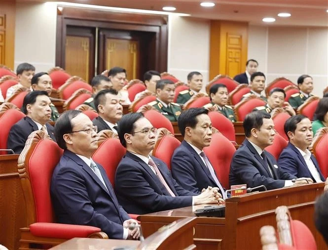 Các đại biểu tham dự Hội nghị công bố Quyết định của Bộ Chính trị về công tác cán bộ.