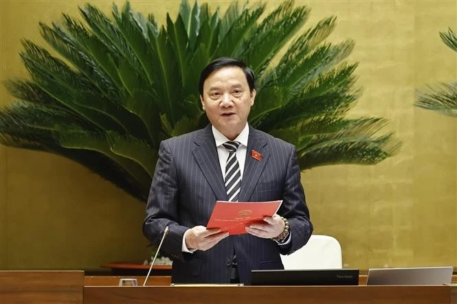 Phó Chủ tịch Quốc hội Nguyễn Khắc Định điều hành nội dung về Dự thảo Nghị quyết của Quốc hội về việc thành lập thành phố Đồng Nai trực thuộc Trung ương. Ảnh: Doãn Tấn/TTXVN