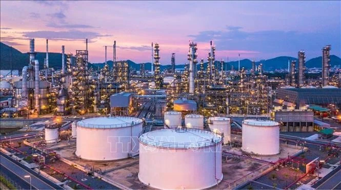 Cơ sở khai thác dầu của Công ty dầu khí quốc gia Aramco của Saudi Arabia.