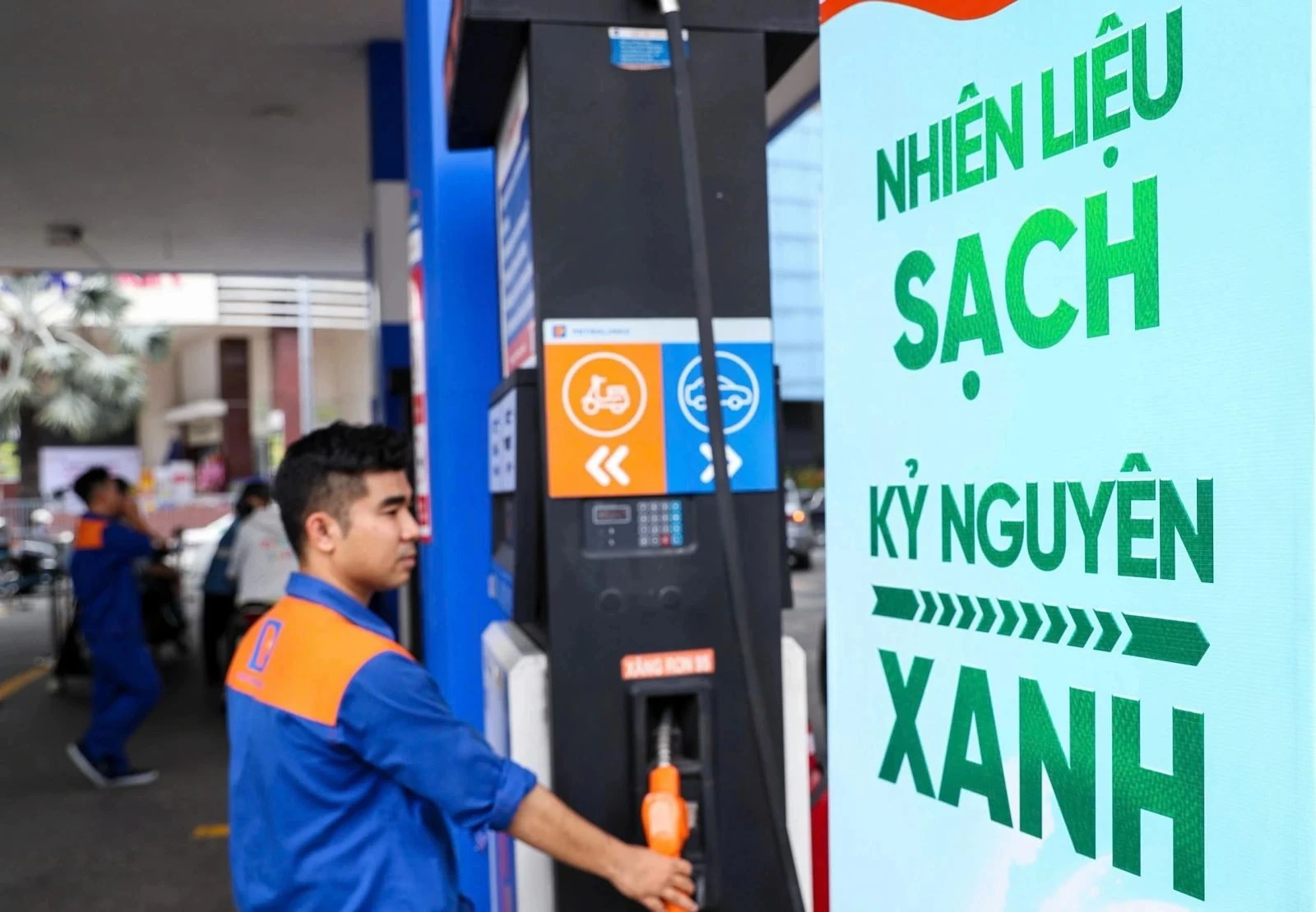 Xăng E10 RON95 được triển khai thí điểm từ tháng 8/2025.