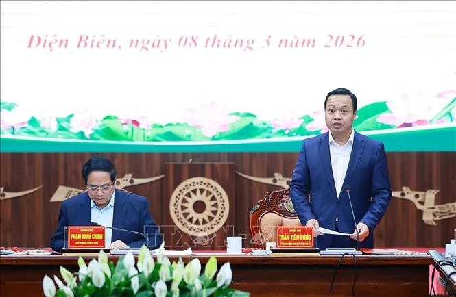 Ủy viên Trung ương Đảng, Bí thư Tỉnh uỷ Điện Biên Trần Tiến Dũng phát biểu.