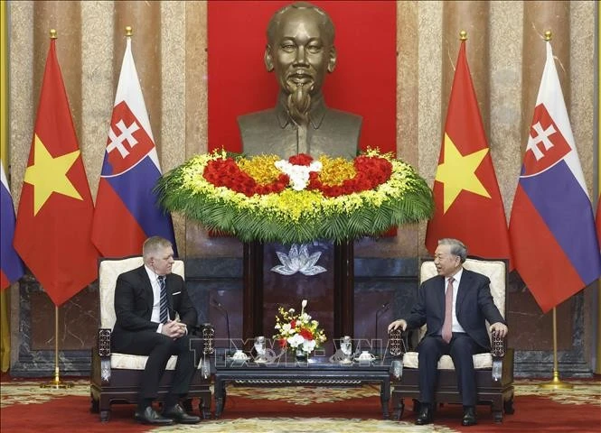 Tổng Bí thư, Chủ tịch nước Tô Lâm tiếp Thủ tướng Slovakia Robert Fico.