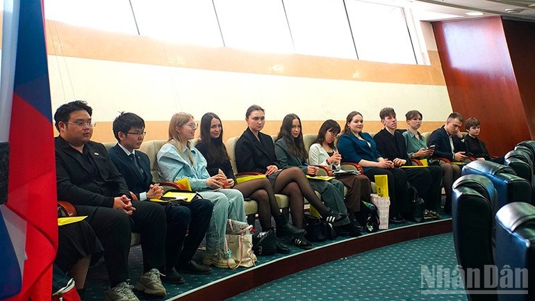 Cuộc thi năm nay thu hút sự tham gia của đông đảo sinh viên hệ cử nhân và thạc sĩ.