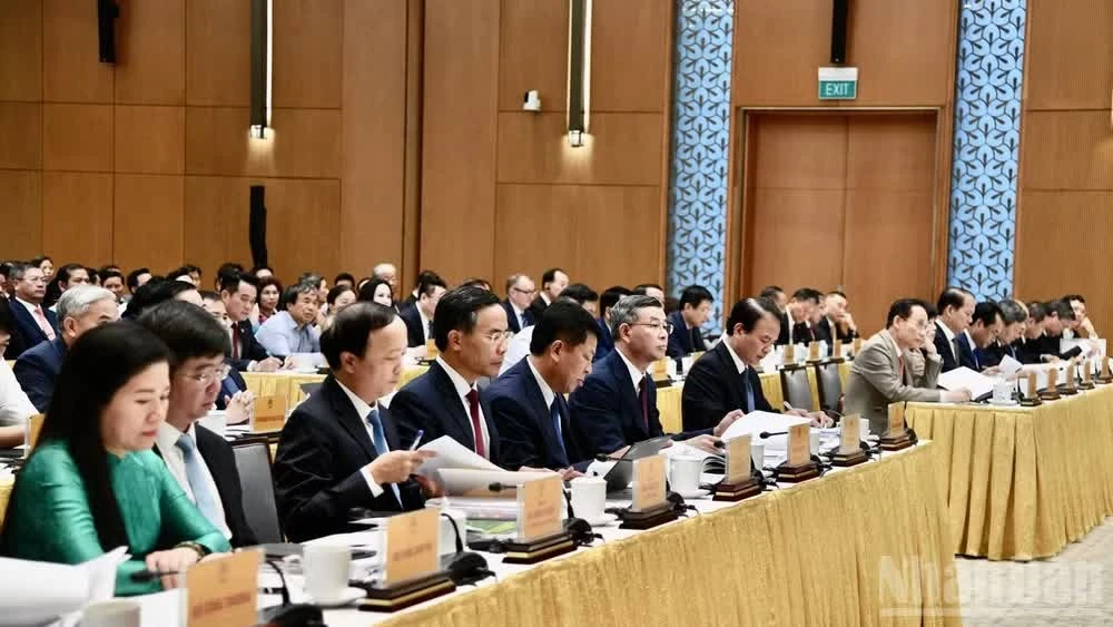 Lãnh đạo các bộ, ngành, cơ quan, đơn vị, đại biểu tham dự hội nghị. (Ảnh: Thanh Giang)