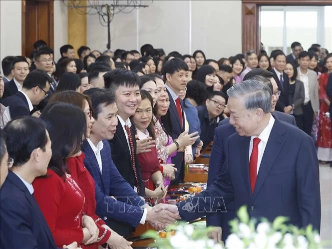 Tổng Bí thư Tô Lâm với cán bộ, công chức, viên chức, người lao động Văn phòng Trung ương Đảng.