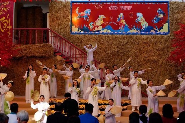 Lễ hội Tết Việt Bính Ngọ 2026 diễn ra từ ngày 1 - 21/2.