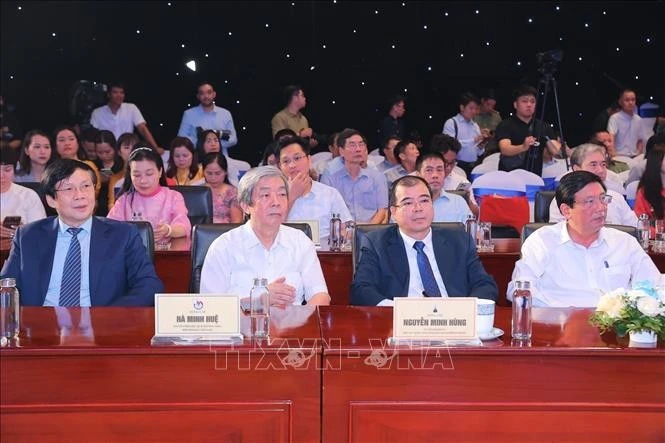Đại biểu tham dự lễ bế mạc. Ảnh: Minh Quyết/TTXVN