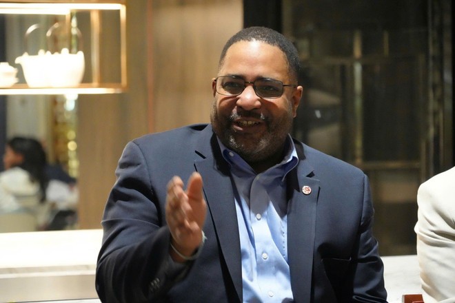 Ông Daryl Peoples - Chủ tịch đương nhiệm của IBF phát biểu tại họp báo công bố sự kiện.