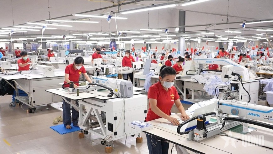 Hoạt động sản xuất tại Tổng công ty Cổ phần May 10.