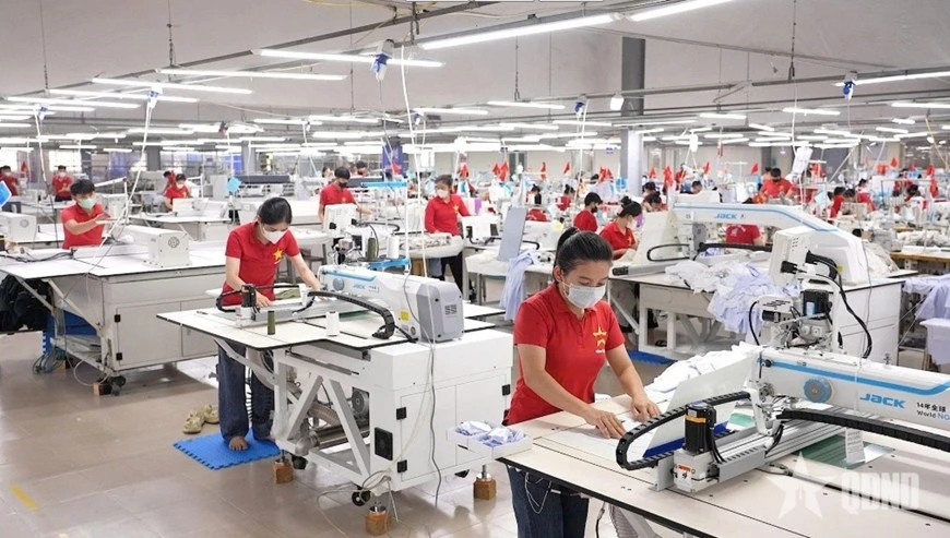 Hoạt động sản xuất tại Tổng công ty Cổ phần May 10.