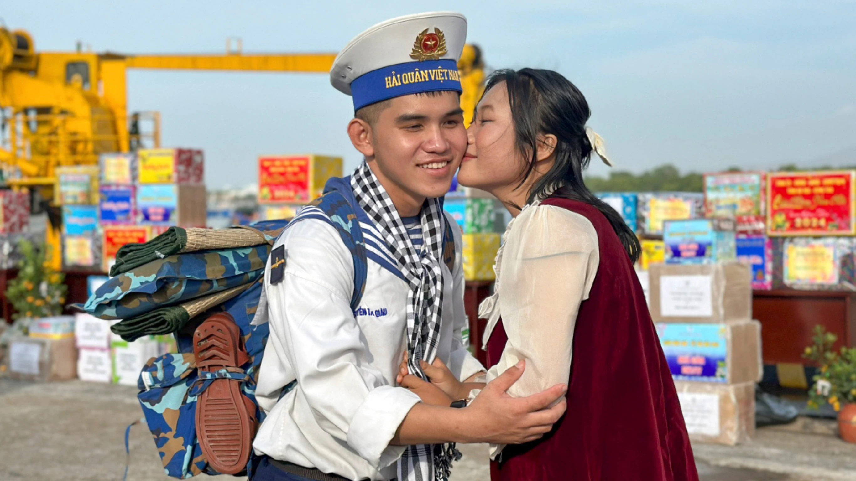 Hạ sĩ Nguyễn Tấn Giàu và phút chia tay người yêu.