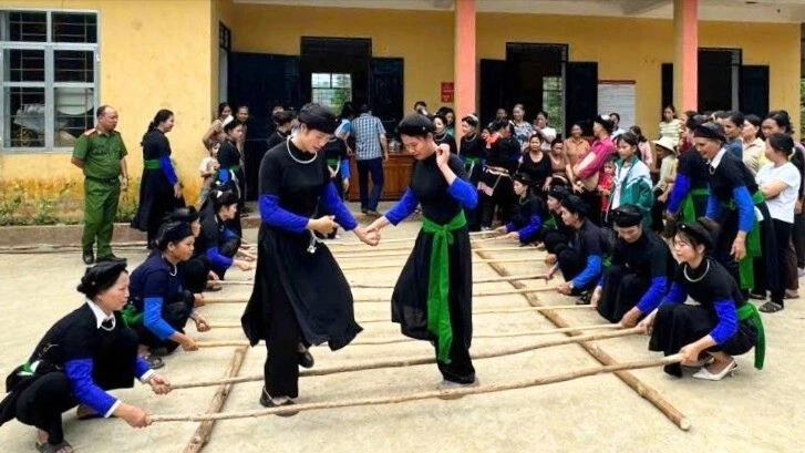 1van-nghe-1637.jpg